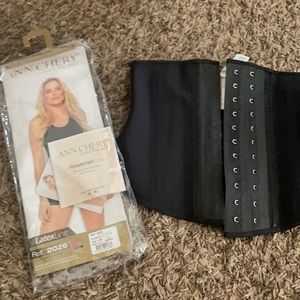 Black Waist trainer
